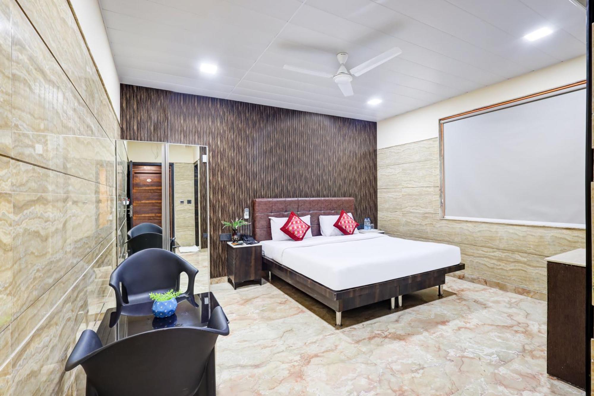 Hotel Singh Palace Delhi  Exterior foto